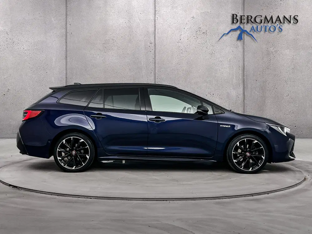 Toyota Corolla uit 2021, foto 9