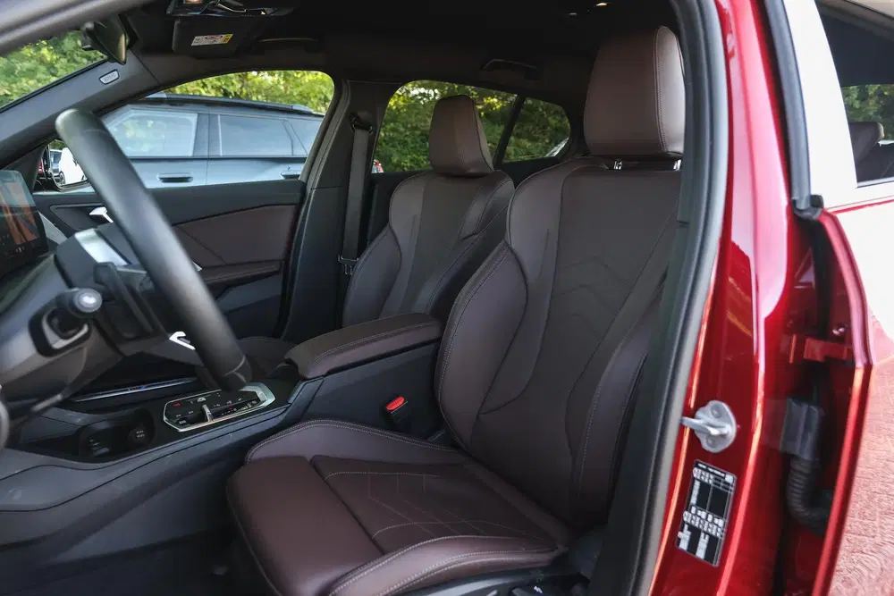 BMW 1-serie 120 M Sport Automaat uit 2026, foto 11