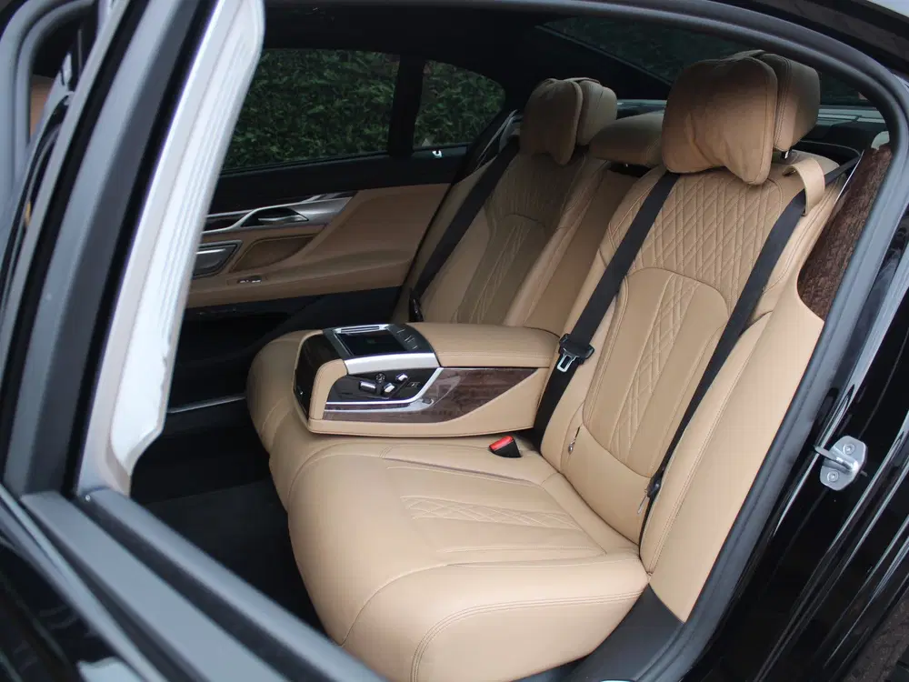 BMW 7-serie 7 Serie 740Le iPerformance High Executive uit 2019, foto 7