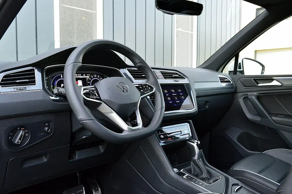 Volkswagen Tiguan 1.4 TSI eHybrid R-Line Business+ SOH 88% R uit 2022, foto 15