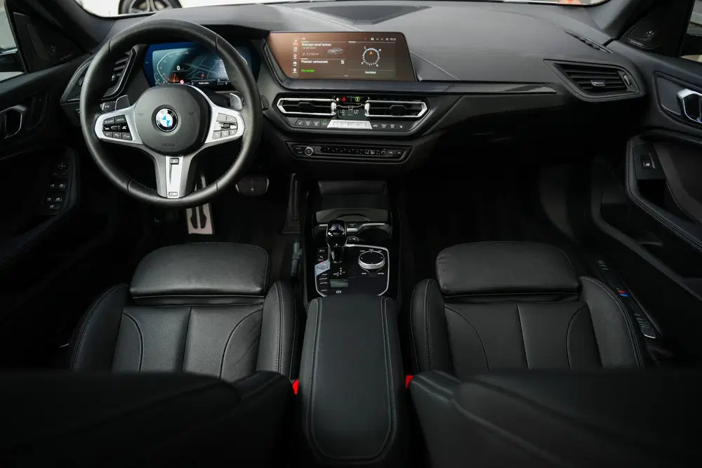 BMW 2-serie 2 Serie 220i 179 pk Gran Coupé M-Sportpakk uit 2025, foto 5