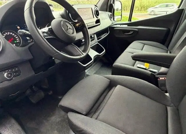 Mercedes-Benz Sprinter 317 CDI L2H2 FULL-LED NAVI CAMERA FAC uit 2024, foto 8