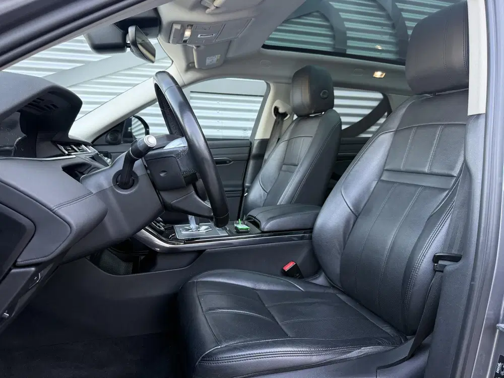 Land Rover Range Rover Evoque 2.0 P200 AWD R-Dynamic SE 1e E uit 2020, foto 4