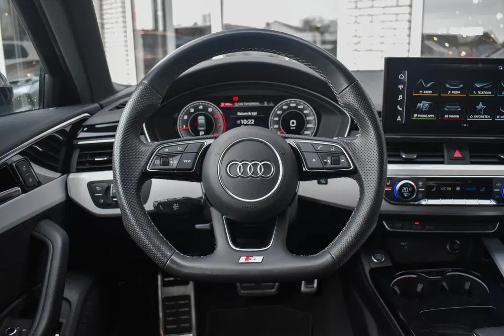 Audi A4 TFSI S-Line Aut. Virtual Stoelverwarmin uit 2023, foto 11