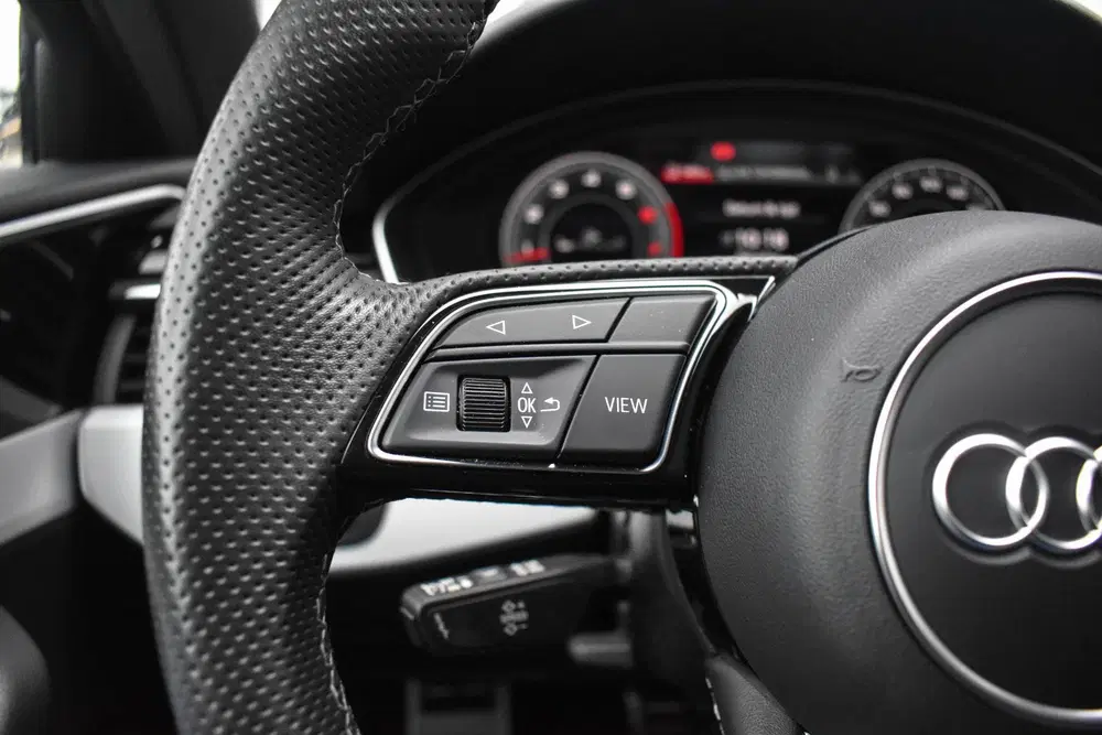 Audi A4 TFSI S-Line Aut. Virtual Stoelverwarmin uit 2023, foto 14