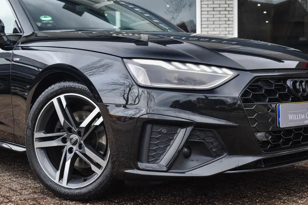 Audi A4 TFSI S-Line Aut. Virtual Stoelverwarmin uit 2023, foto 5