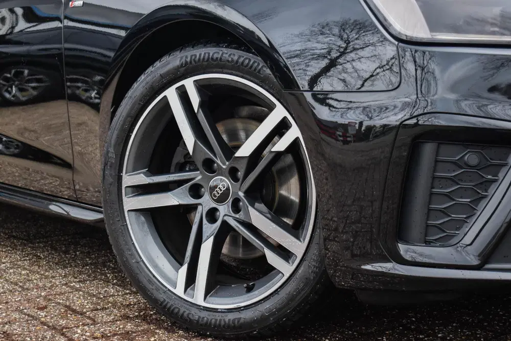 Audi A4 TFSI S-Line Aut. Virtual Stoelverwarmin uit 2023, foto 6