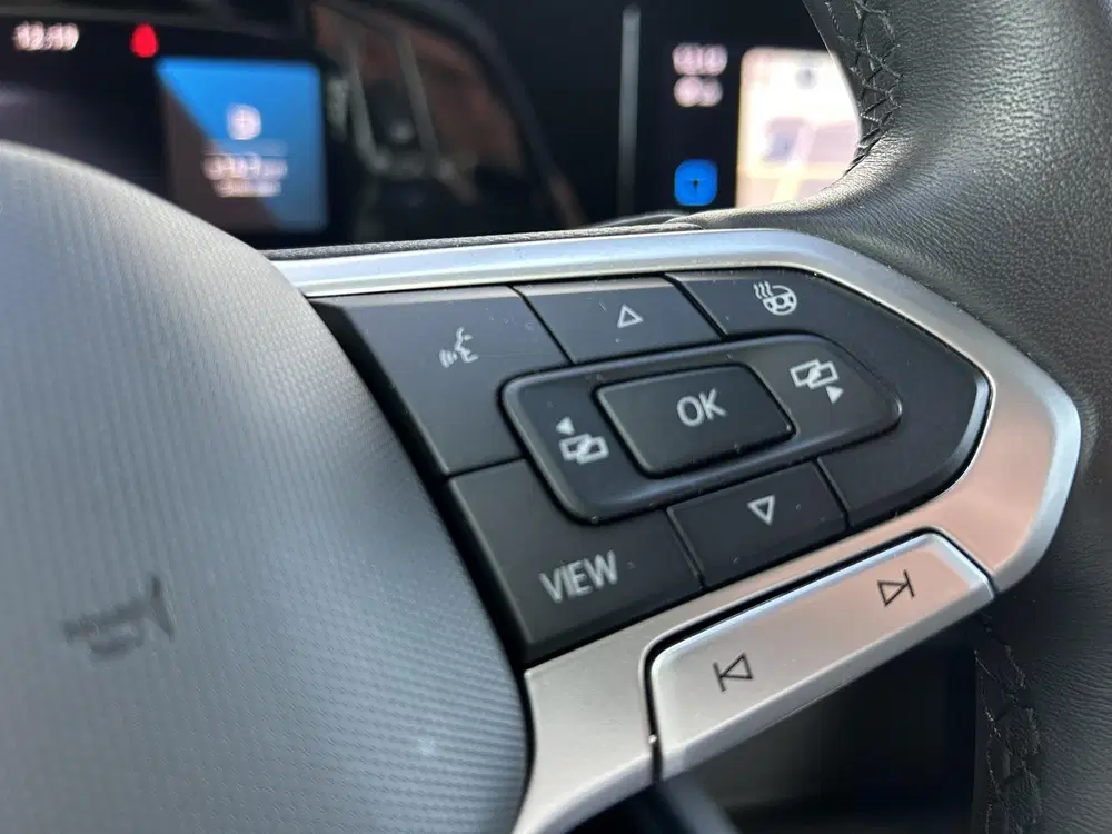 Volkswagen Golf 1.0 eTSI Life Business 110 PK uit 2023, foto 15