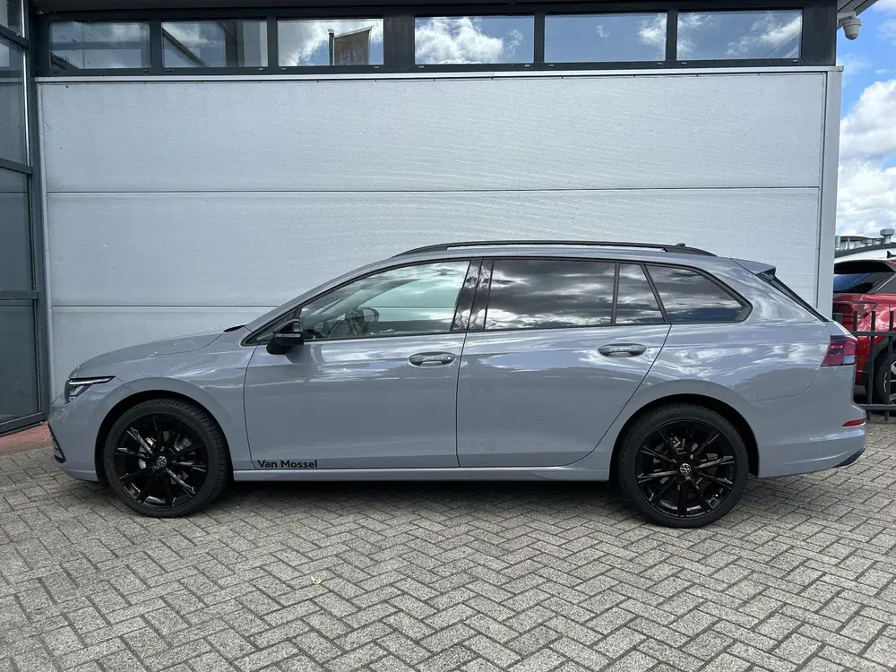 Volkswagen Golf 1.0 eTSI Life Business 110 PK uit 2023, foto 3