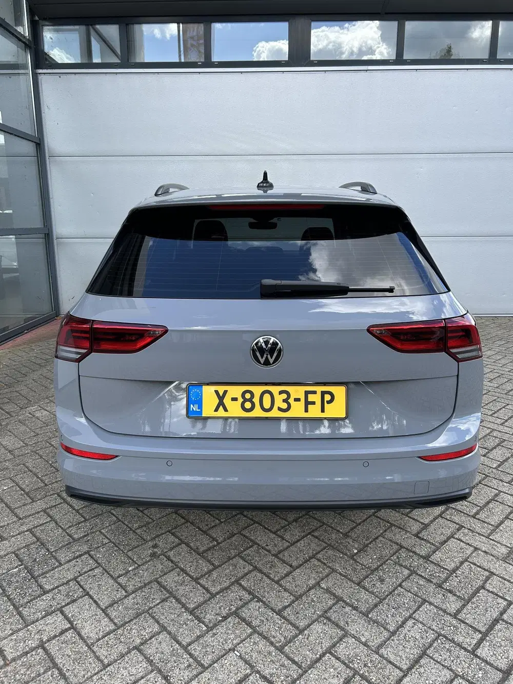 Volkswagen Golf 1.0 eTSI Life Business 110 PK uit 2023, foto 5