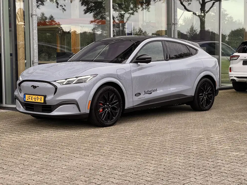 Ford Mustang Mach-E Extended Premium RWD 91 kWh 294pk uit 2025, foto 5