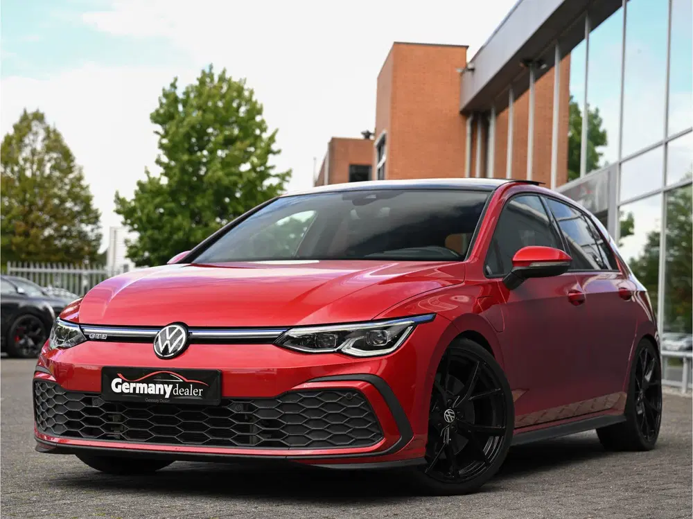 Volkswagen Golf 1.4 eHybrid GTE Pano Head-Up Keyless IQ-Le uit 2022