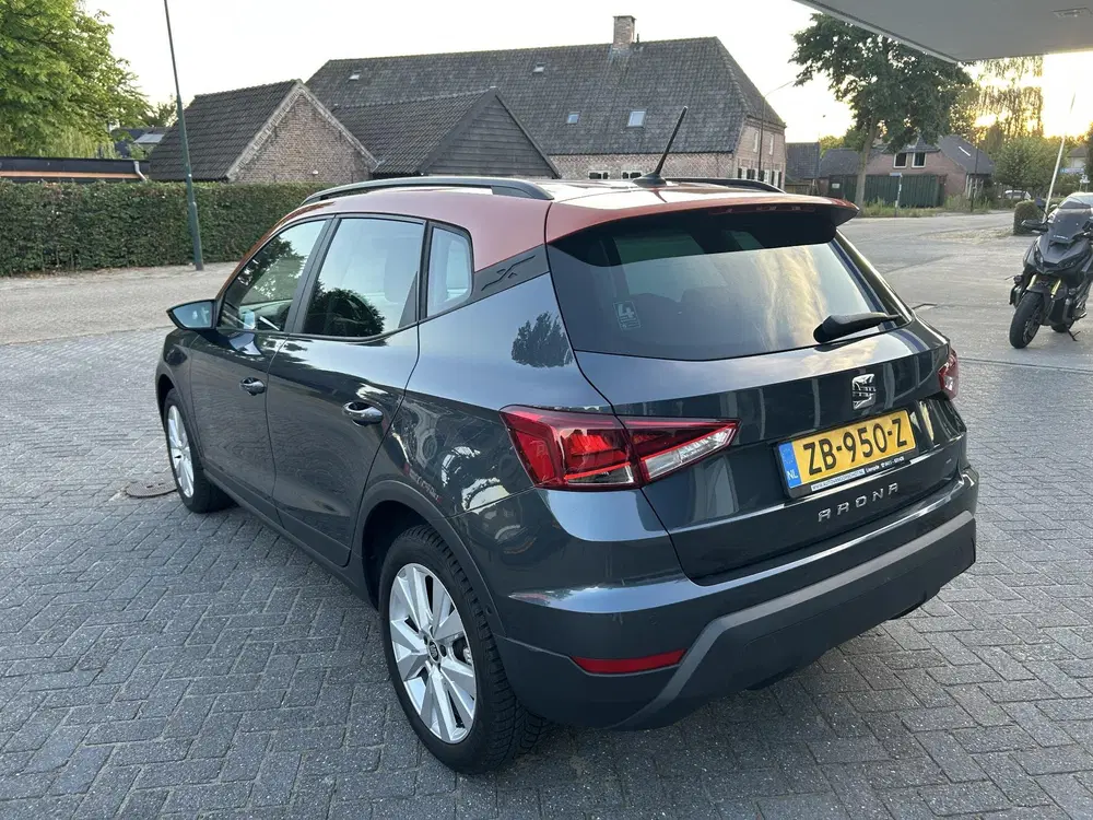SEAT Arona 1.0 TSI Style Business Intense uit 2019, foto 7