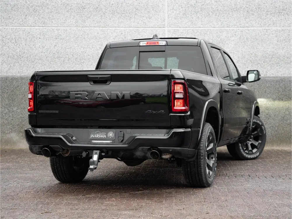 Dodge RAM 3.0L SST 420pk Big Horn Night CrewCab 4x4 uit 2024, foto 2