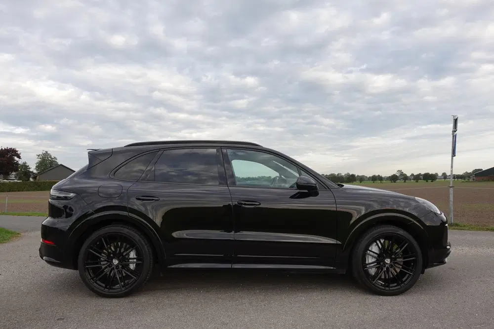 Porsche Cayenne 4.0 Turbo uit 2019, foto 7
