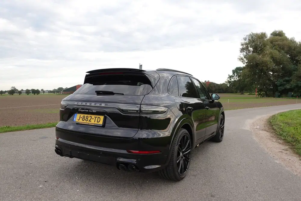 Porsche Cayenne 4.0 Turbo uit 2019, foto 8