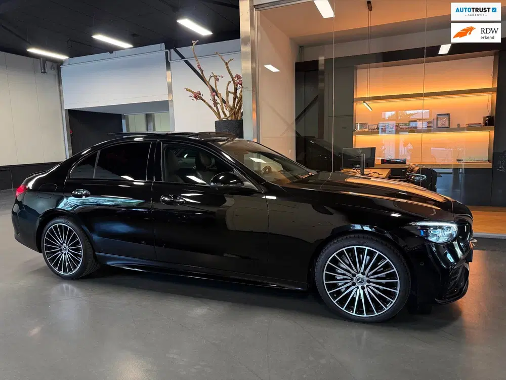 Mercedes-Benz C-Klasse 180 AMG Night Pano Memory 360Cam. Dis uit 2023