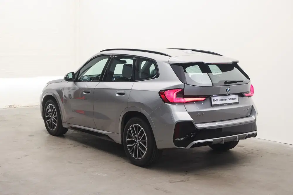 BMW X1 sDrive18i M Sport Automaat uit 2025, foto 2