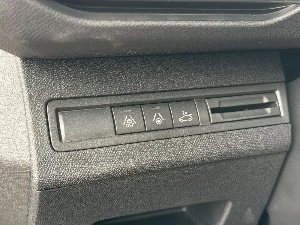 Peugeot 5008 1.2 Hybrid 136 GT uit 2024, foto 15