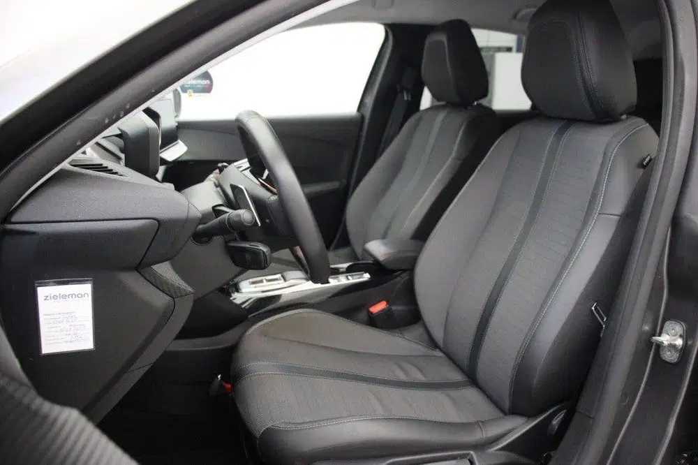Peugeot 208 1.2 PureTech Allure Pack Automaat uit 2023, foto 10