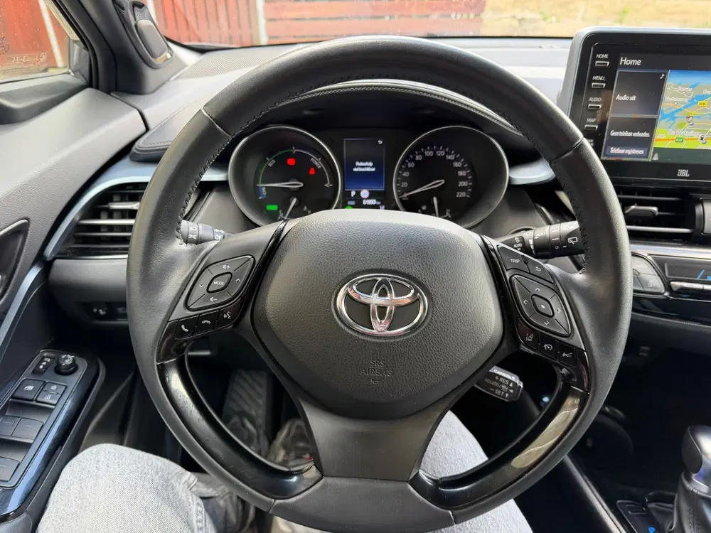 Toyota C-HR 2.0 Hybrid First Edition uit 2020, foto 7