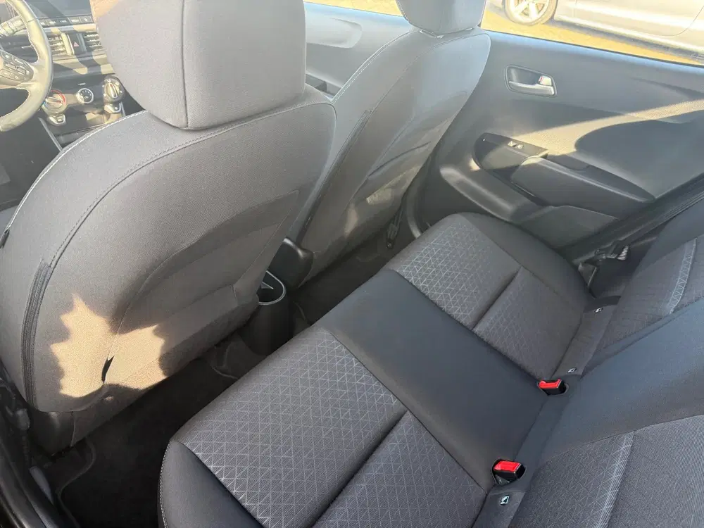 Kia Picanto 1.0 DPi DynamicLine uit 2023, foto 15