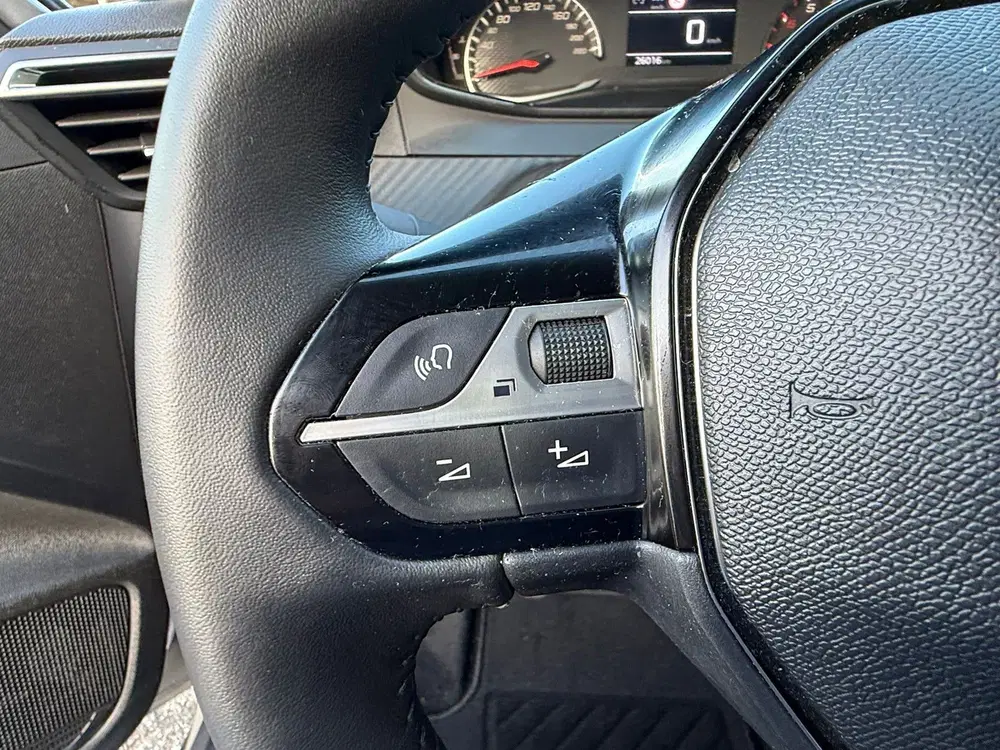 Peugeot 208 1.2 PureTech 75 Style uit 2025, foto 13