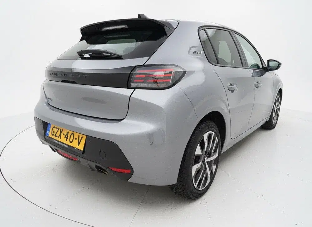 Peugeot 208 1.2 PureTech 75 Style uit 2025, foto 3