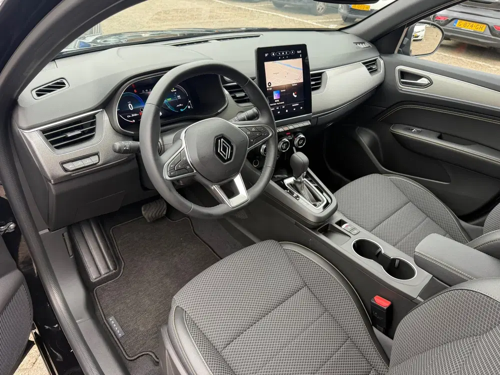 Renault Arkana 1.6 E-Tech full hybrid 145 techno uit 2024, foto 2
