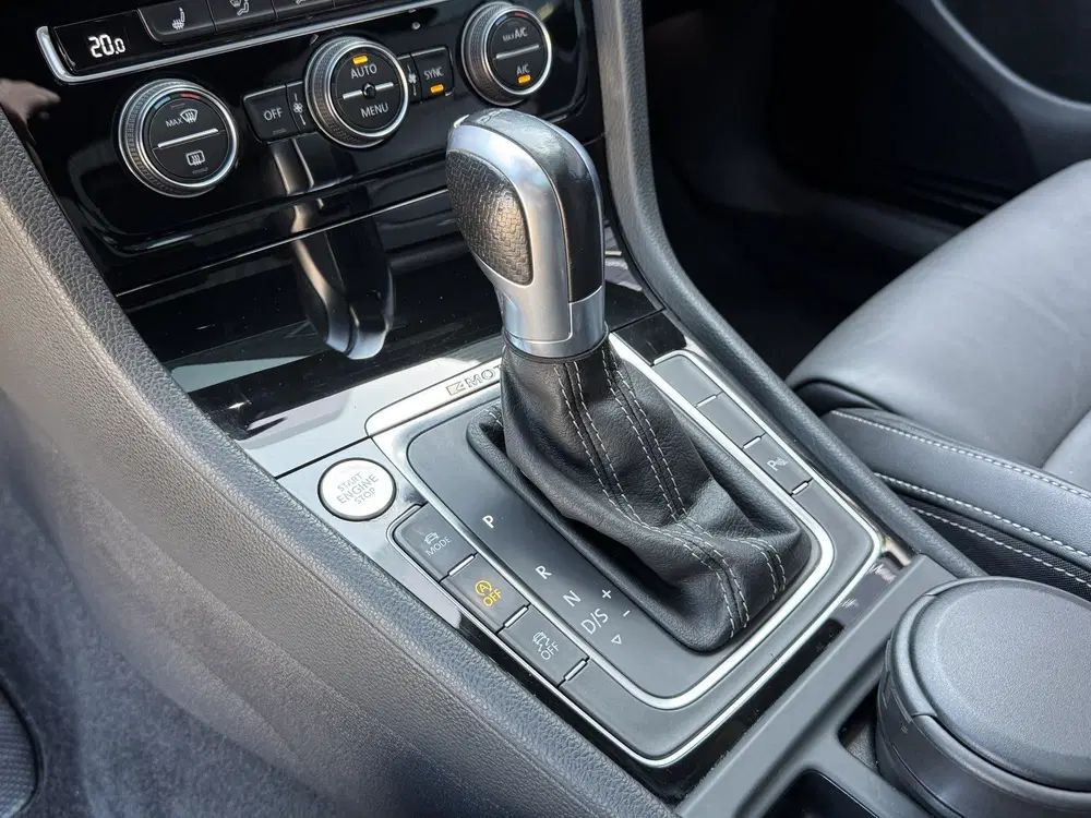 Volkswagen Golf 7 uit 2019, foto 14