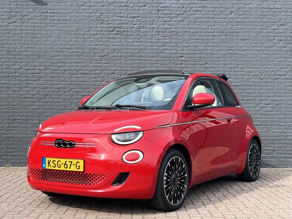 Fiat 500C La Prima 42 kWh SOH 95 uit 2024