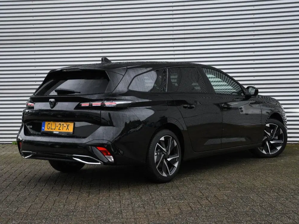 Peugeot 308 SW Allure 1.2 Hybrid 145pk Automaat CAMERA uit 2024, foto 4