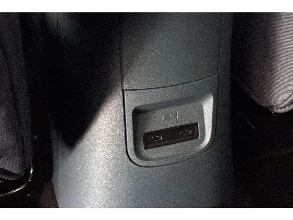 Fiat Grande Panda La Prima 11 kW 44 kWh Stuur-Stoelverwarmin uit 2026, foto 11