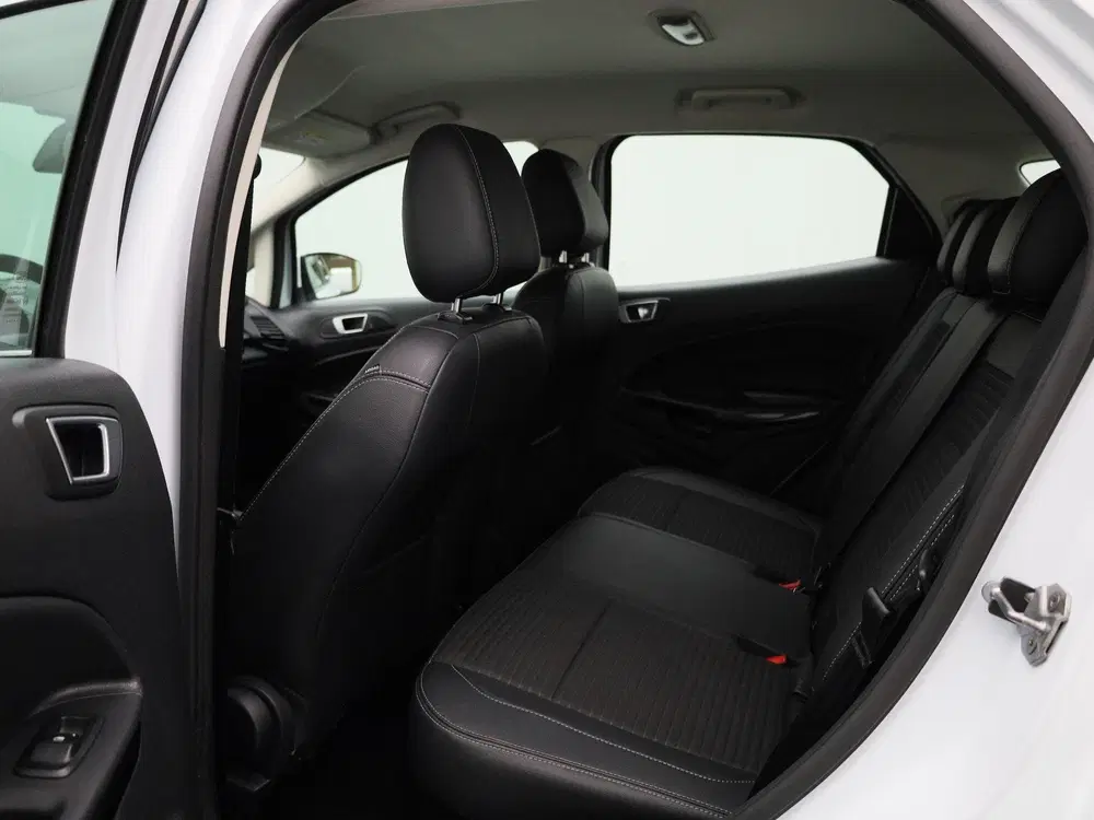 Ford EcoSport Titanium uit 2021, foto 10