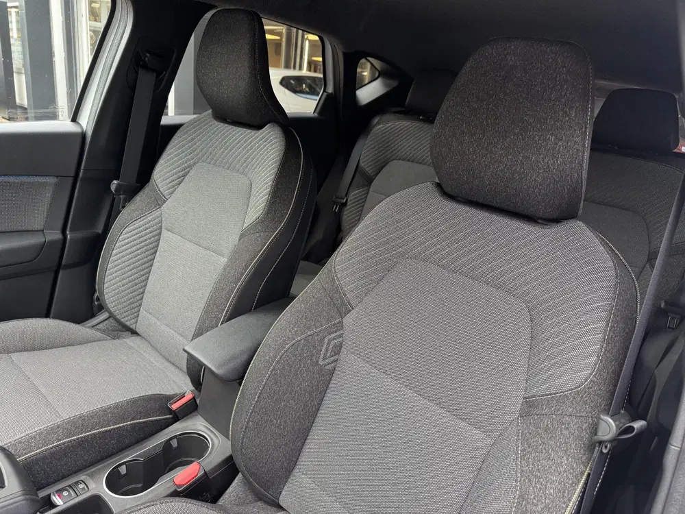 Renault Captur 1.8 E-Tech full hybrid 160 techno uit 2025, foto 12