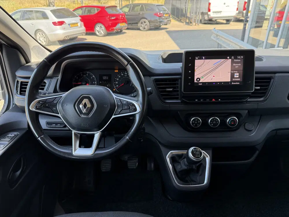 Renault Trafic 2.0 dCi 130 T29 L2H1 DC 6 Pers. Work Editi uit 2022, foto 11