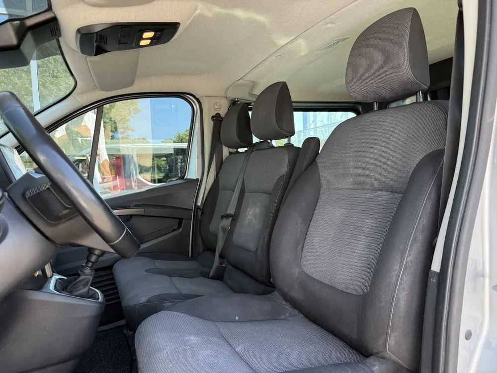 Renault Trafic 2.0 dCi 130 T29 L2H1 DC 6 Pers. Work Editi uit 2022, foto 8