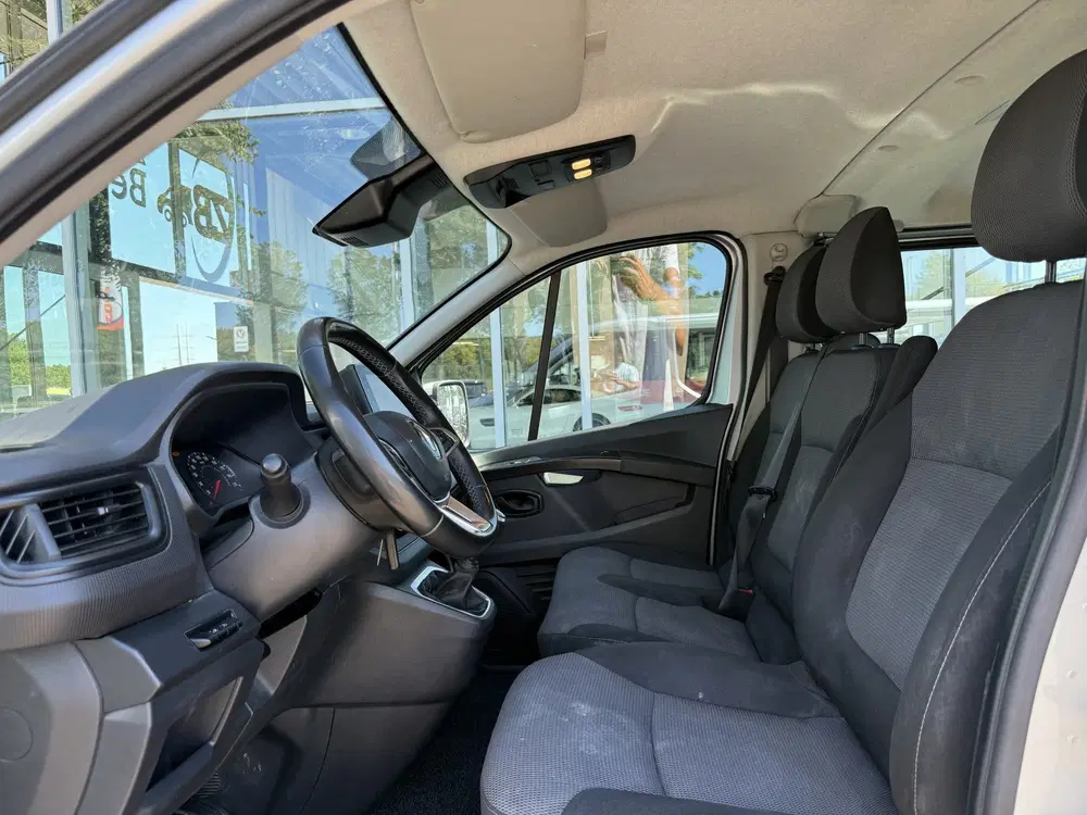 Renault Trafic 2.0 dCi 130 T29 L2H1 DC 6 Pers. Work Editi uit 2022, foto 9