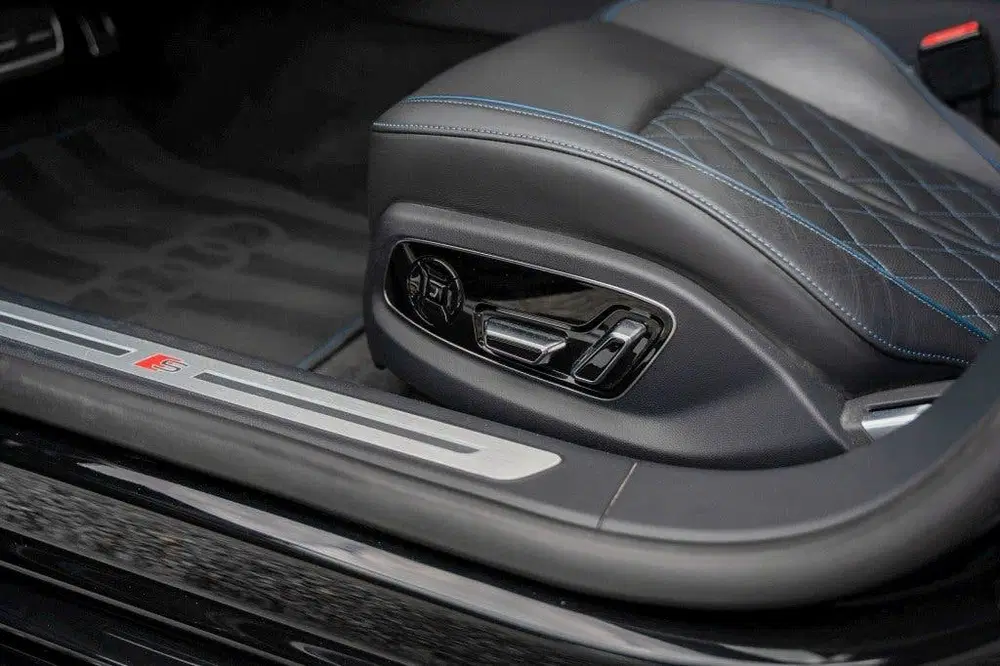 Audi A8 60 TFSI E QUATTRO uit 2022, foto 11