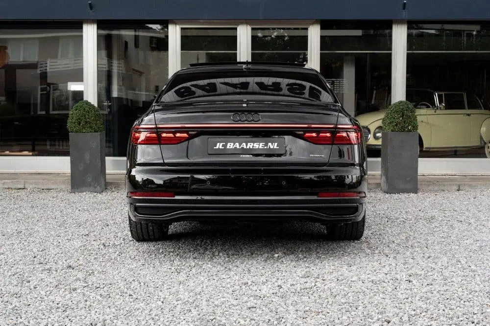 Audi A8 60 TFSI E QUATTRO uit 2022, foto 6