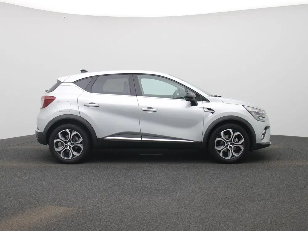 Renault Captur 1.6 E-Tech Plug-in Hybrid 160 techno uit 2023, foto 6