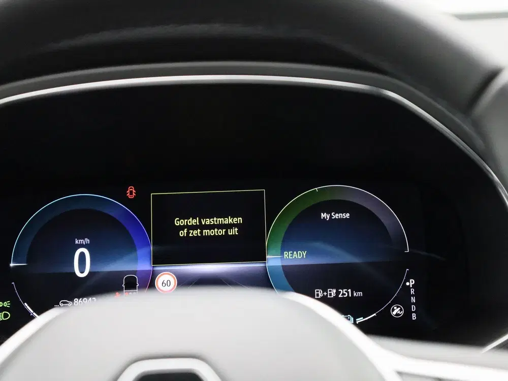 Renault Captur 1.6 E-Tech Plug-in Hybrid 160 techno uit 2023, foto 8