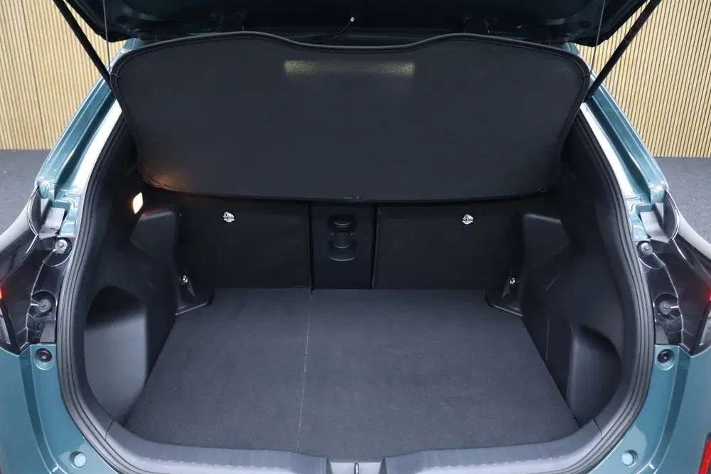 Toyota Yaris Cross 1.5 Hybrid 130 Dynamic + Comfort Pack uit 2025, foto 6