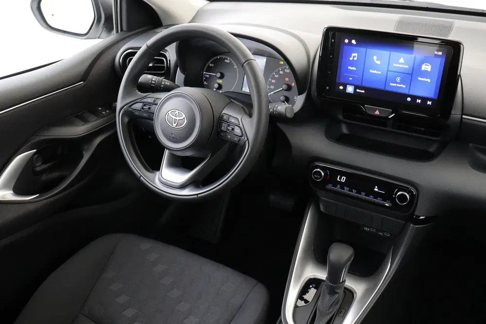 Toyota Yaris 1.5 HYBRID 115 ACTIVE -CAMERA uit 2026, foto 6