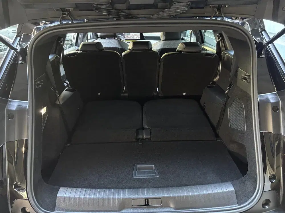 Peugeot 5008 Allure Pack 1.2 Hybrid 145pk e-DSC6 uit 2025, foto 9