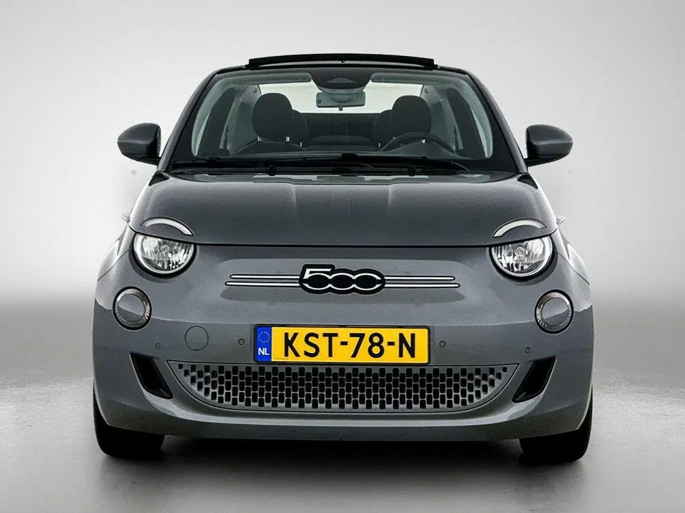 Fiat 500 C 42 kWh 118pk Icon uit 2023, foto 4