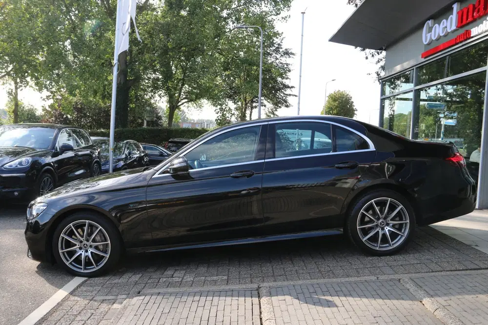 Mercedes-Benz E-Klasse 300 e Business Solution AMG uit 2020, foto 5