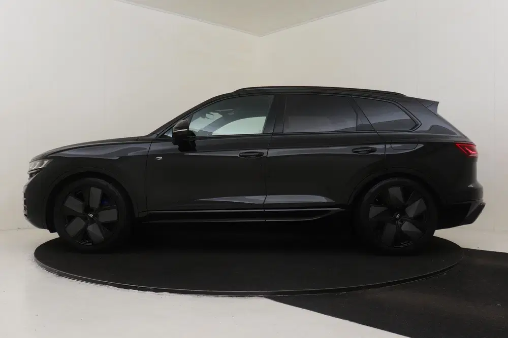 Volkswagen Touareg 3.0 TSi eHybrid 4MOTION R PANO-DAK uit 2025, foto 7