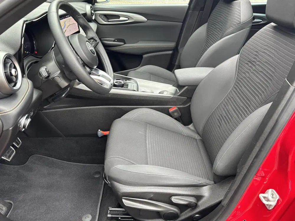 Alfa Romeo Tonale 280pk PHEV Edizione Business uit 2025, foto 10