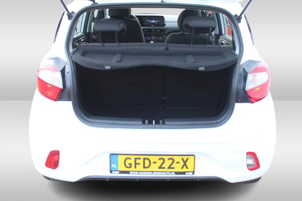 Hyundai i10 1.0 Comfort Smart l Cruise Control l Lane uit 2024, foto 6